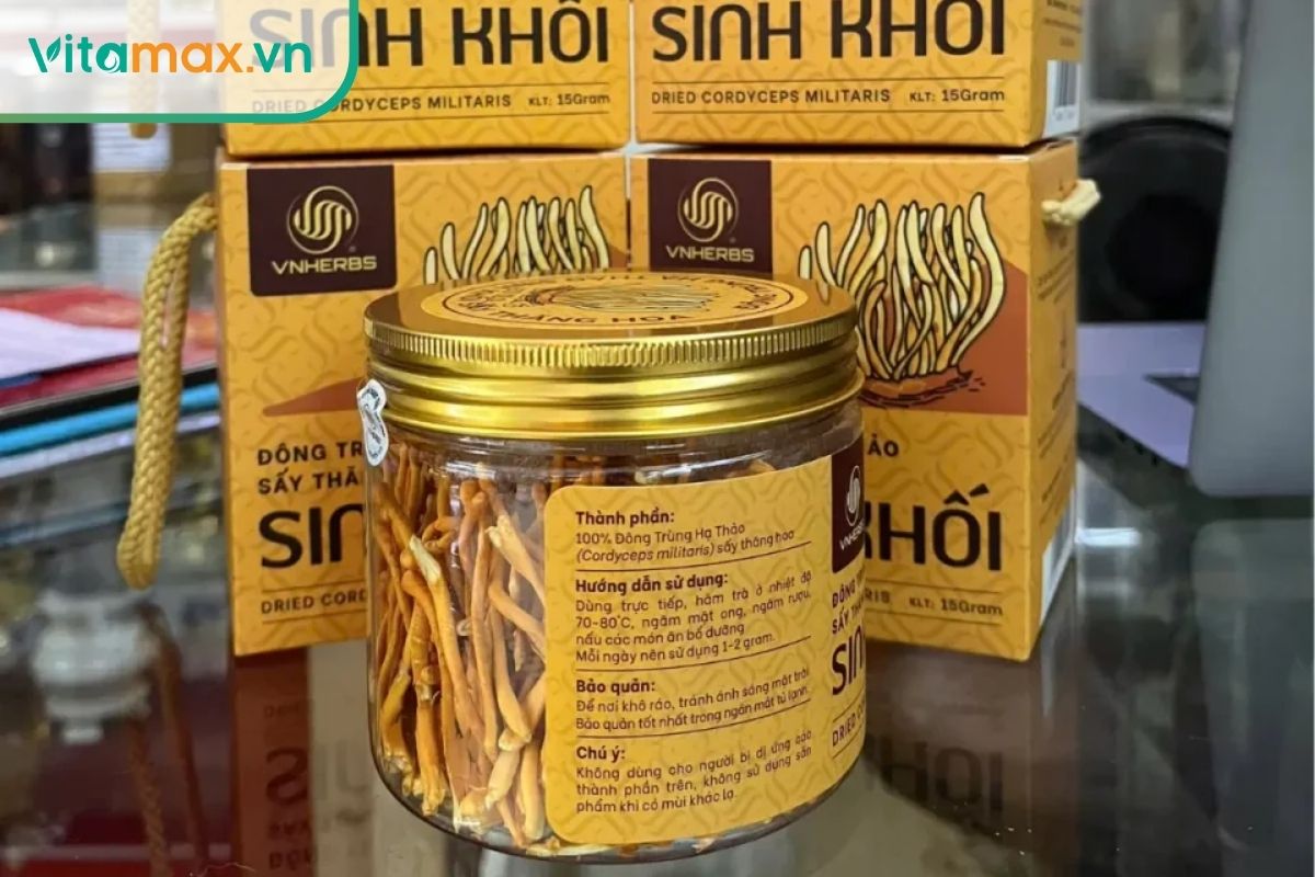 Đông trùng hạ thảo hỗ trợ sản xuất hormone nam giới.