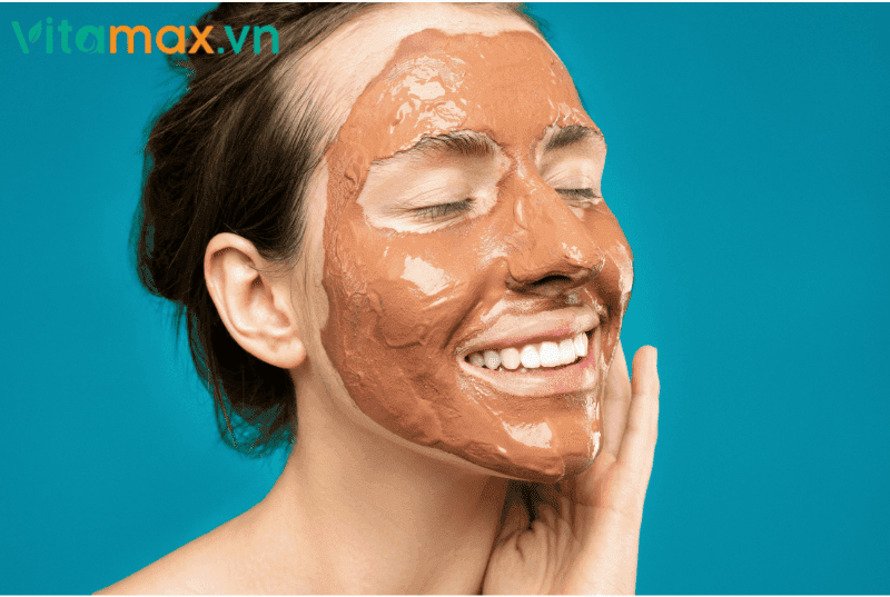 đắp mặt nạ nấm linh chi