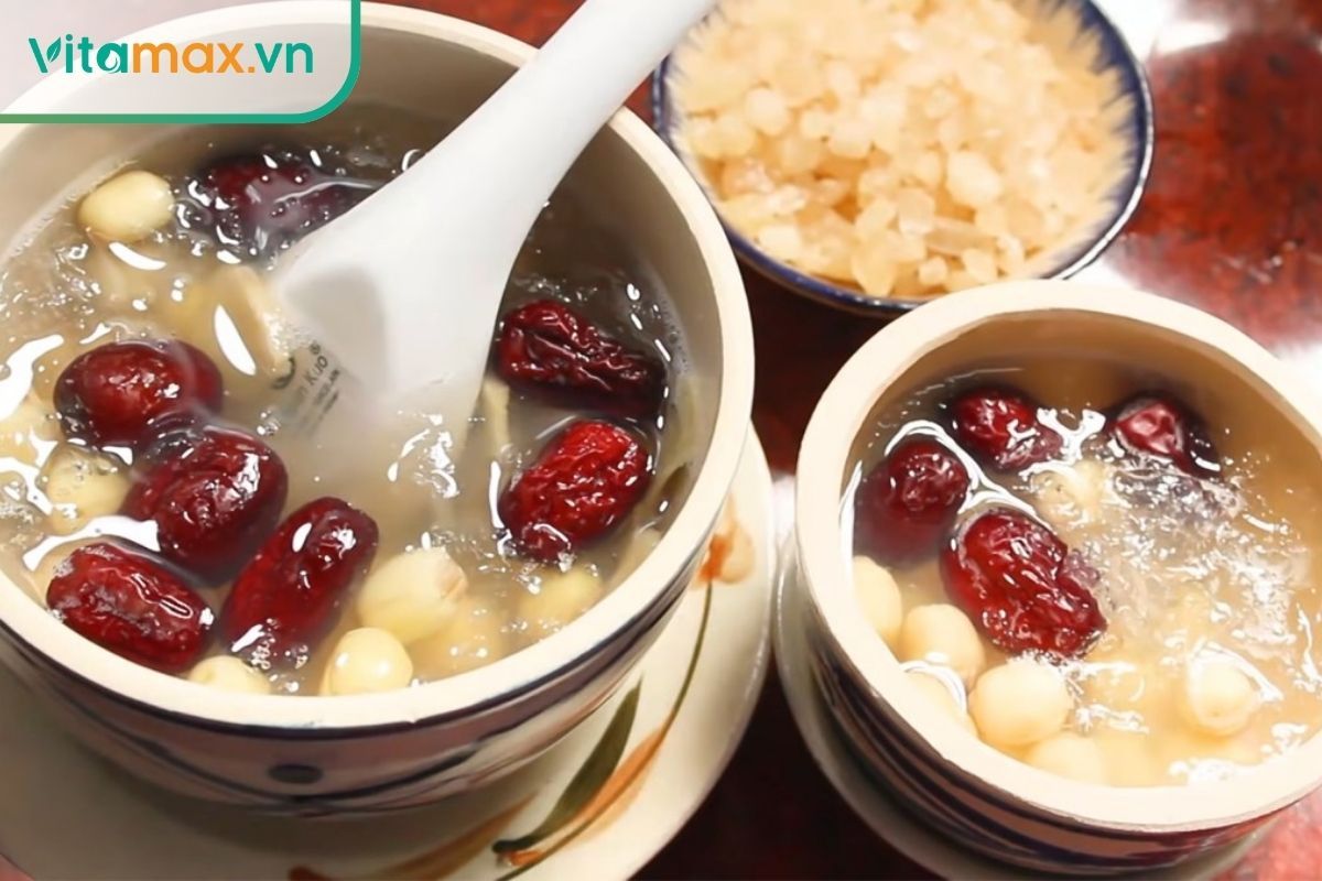 Cháo hạt sen – táo đỏ giúp cải thiện giấc ngủ và chống lo âu