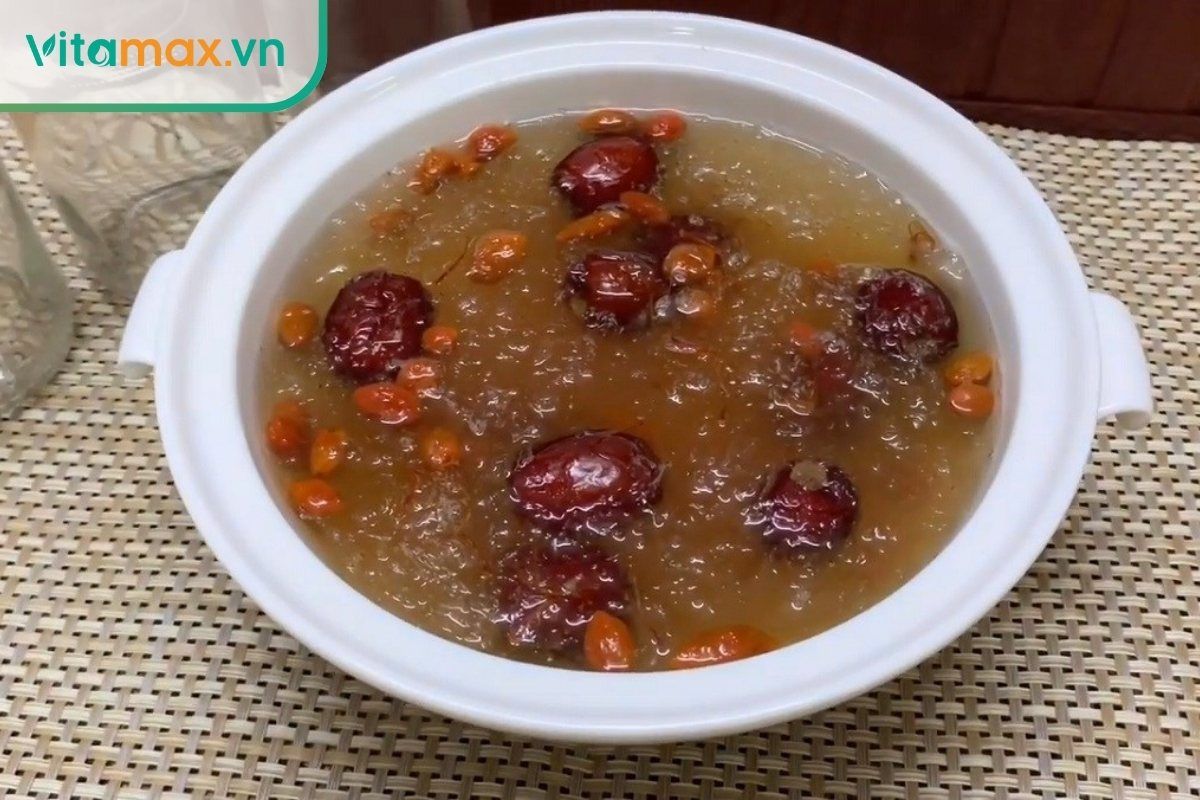 Cháo yến sào kỷ tử giúp bổ huyết, sáng mắt, tăng cường sức khỏe