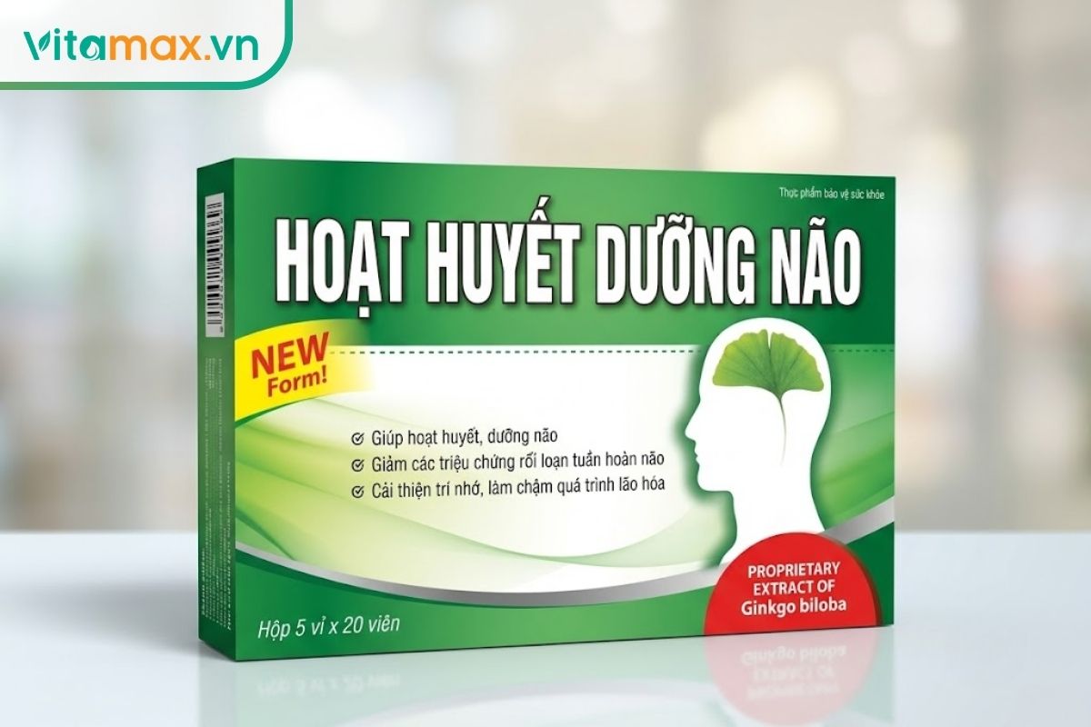 Hộp Hoạt Huyết Dưỡng Não màu xanh lá, mặt trước có biểu tượng đầu người kết hợp lá bạch quả và thông tin sản phẩm.