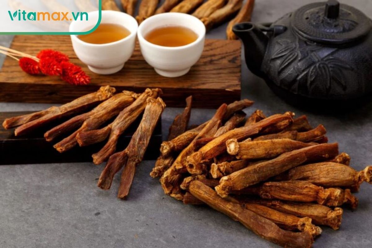 Hồng sâm Hàn Quốc là sản phẩm được chế biến từ nhân sâm tươi.