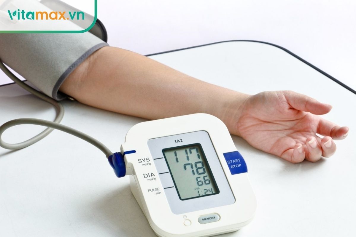 Người cao huyết áp cân nhắc khi dùng cao hồng sâm