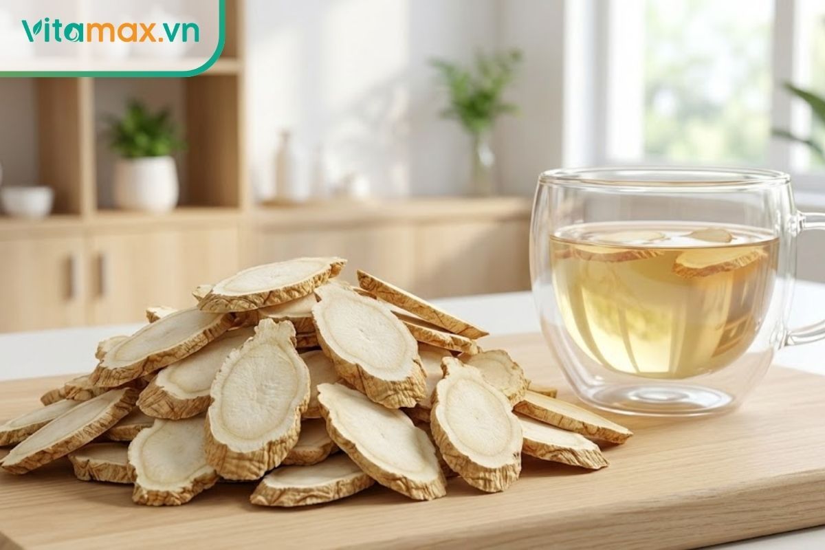 Những lát nhân sâm Mỹ cắt mỏng, màu sáng, mang tính mát và giúp ngủ ngon.