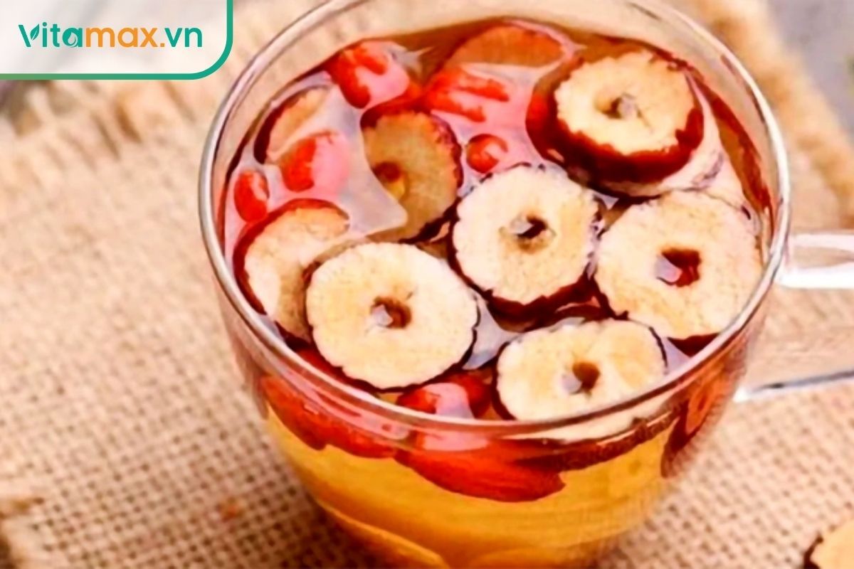 Nước sâm táo đỏ từ sâm tươi Hàn Quốc