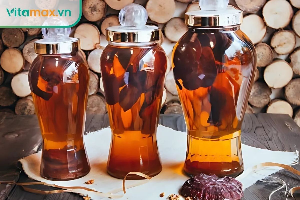 Cách ngâm rượu hồng sâm Hàn Quốc kết hợp với nấm linh chi