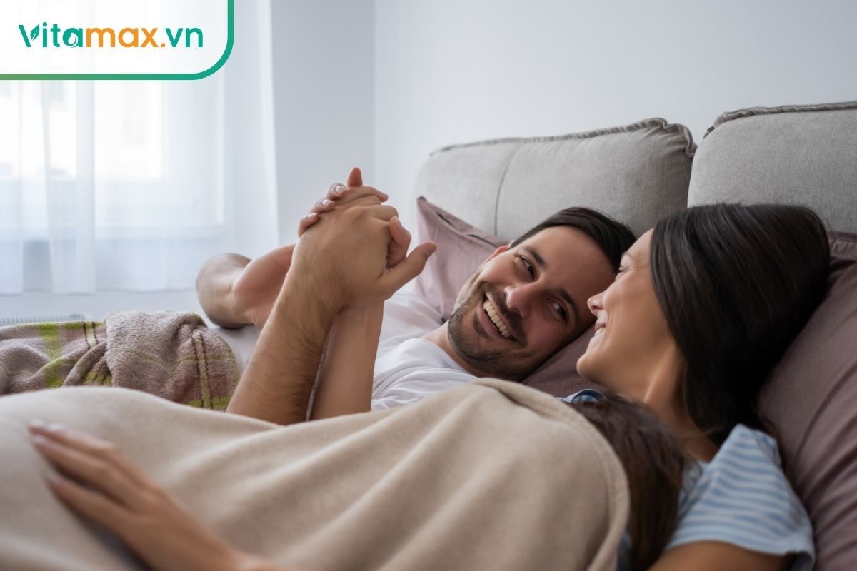 sâm Hàn Quốc ngâm rượu hỗ trợ sinh lý nam giới