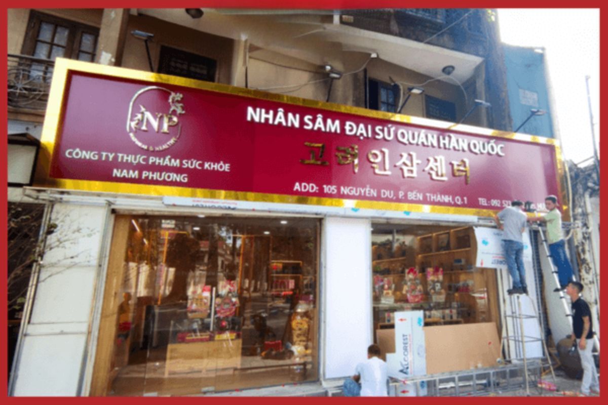 Showroom Nhân Sâm Đại Sứ Quán Hàn Quốc (Nam Phương) tại 105 Nguyễn Du, Quận 1 đang hoàn thiện.