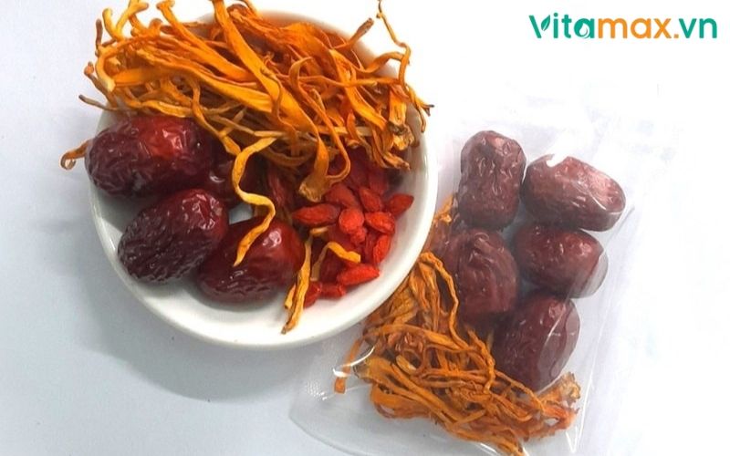tác dụng của đông trùng hạ thảo với táo đỏ