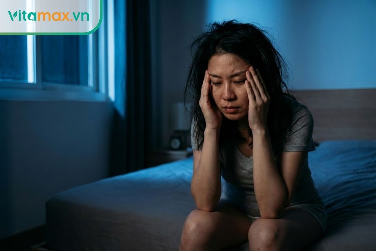 Phụ nữ sau sinh mệt mỏi mất ngủ do tác dụng kích thích thần kinh của sâm.